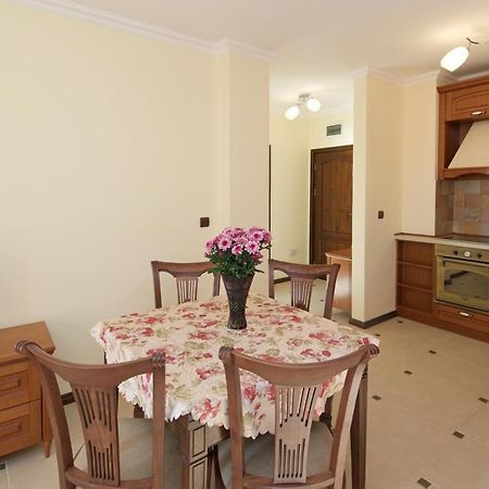 Mars Apartments In Tryavna Beach Complex Sveti Vlas Camera foto