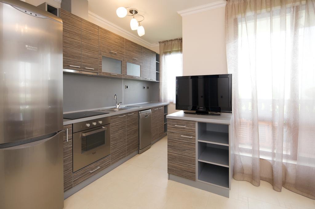 Mars Apartments In Tryavna Beach Complex Sveti Vlas Esterno foto